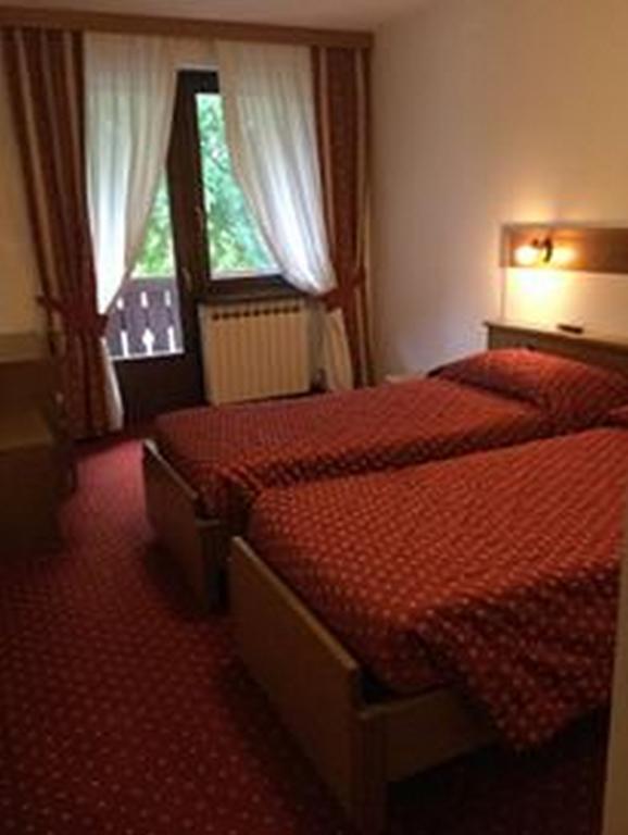 Albergo Garni Martina Carisolo Kamer foto